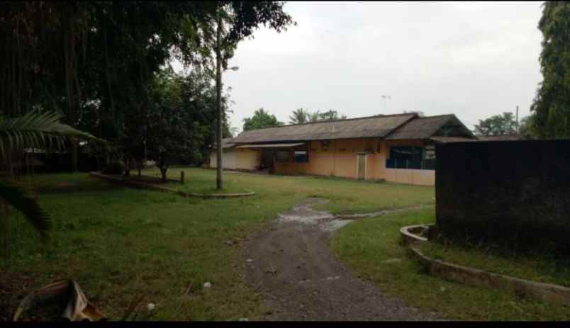 tanah pemancingan pinggir jalan raya kasemen