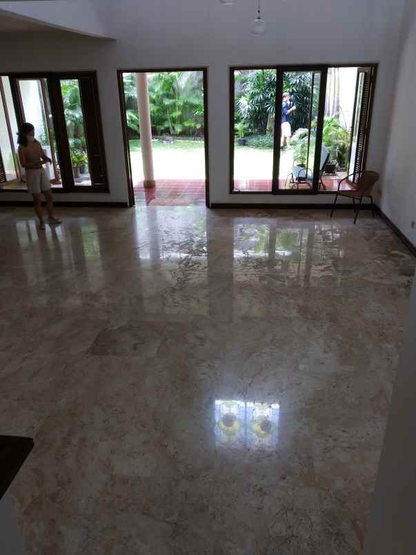 townhouse kemang timur 4 unit lt 1600 m lb 1500 m 30 m