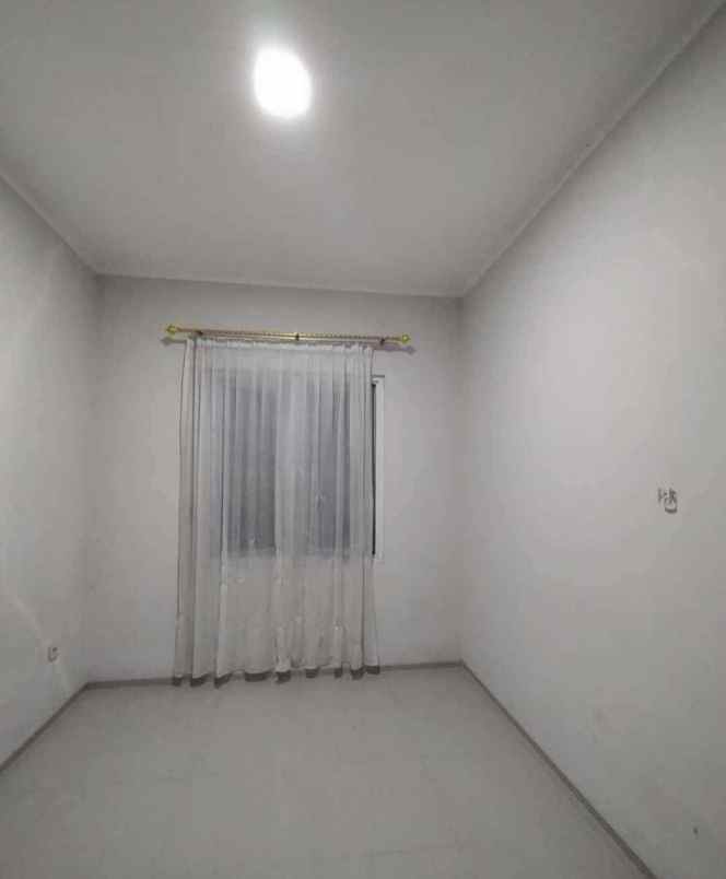 turun harga rumah siap huni di pamulang timur tangsel