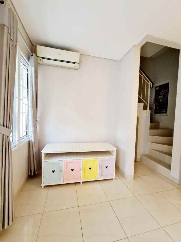 vanya park cluster azzura house semi funish bsd city