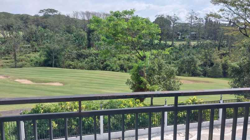 villa bagus best golf view 4 sisi di taman dayu