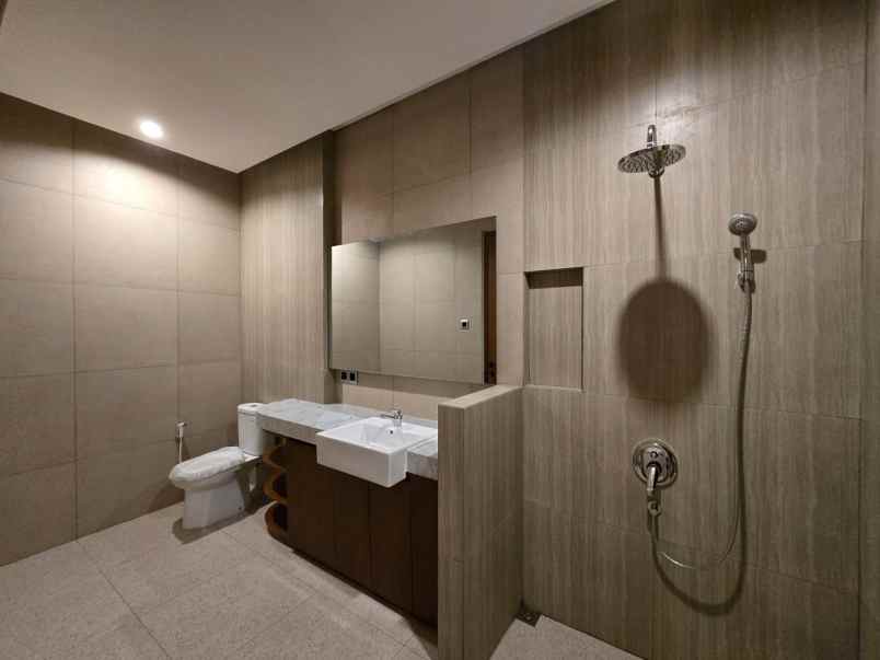 villa baru siap huni di nusa dua deket ke pintu tol