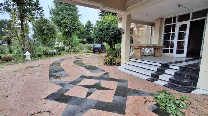 villa cantik dijual cepat di tugu udang kaliurang