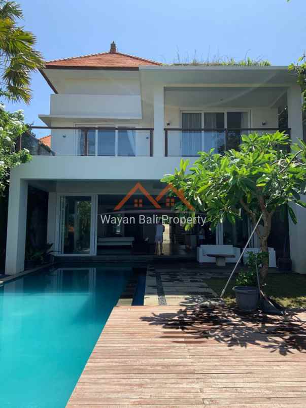 villa jalan wana segara