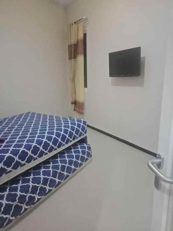 villa mewah 4 lantai di kusuma pinus kota batu