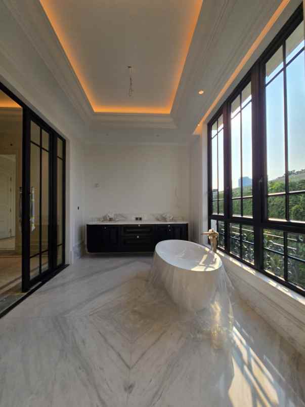 brand new luxury house siap huni di kebayoran baru