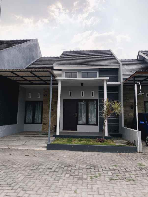 desain rumah 1 lantai moden di kediri