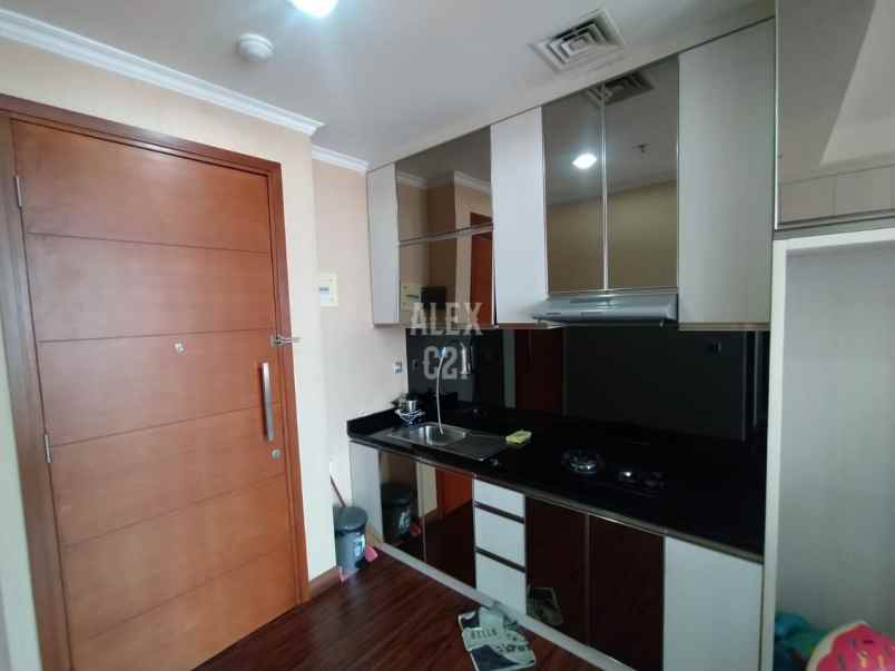 dijual apartemen ancol