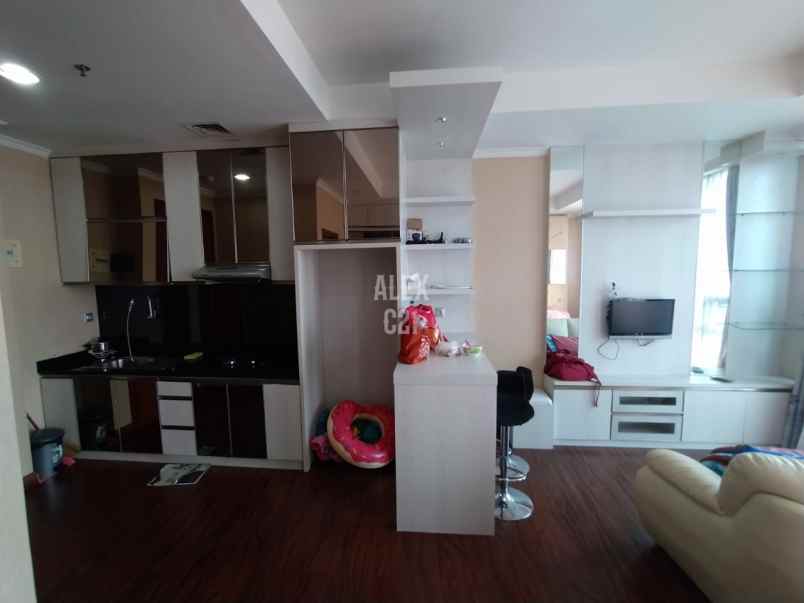 dijual apartemen ancol