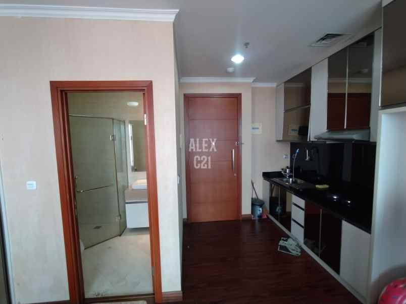 dijual apartemen ancol