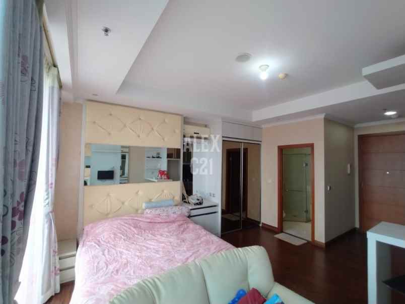 dijual apartemen ancol