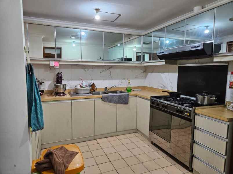 dijual apartemen apartemen grand tropic