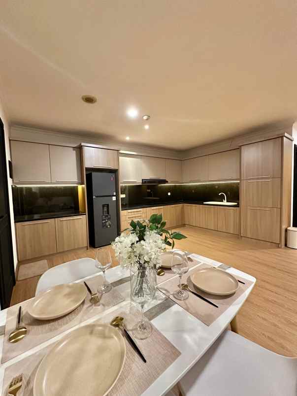 dijual apartemen apartemen permata senayan