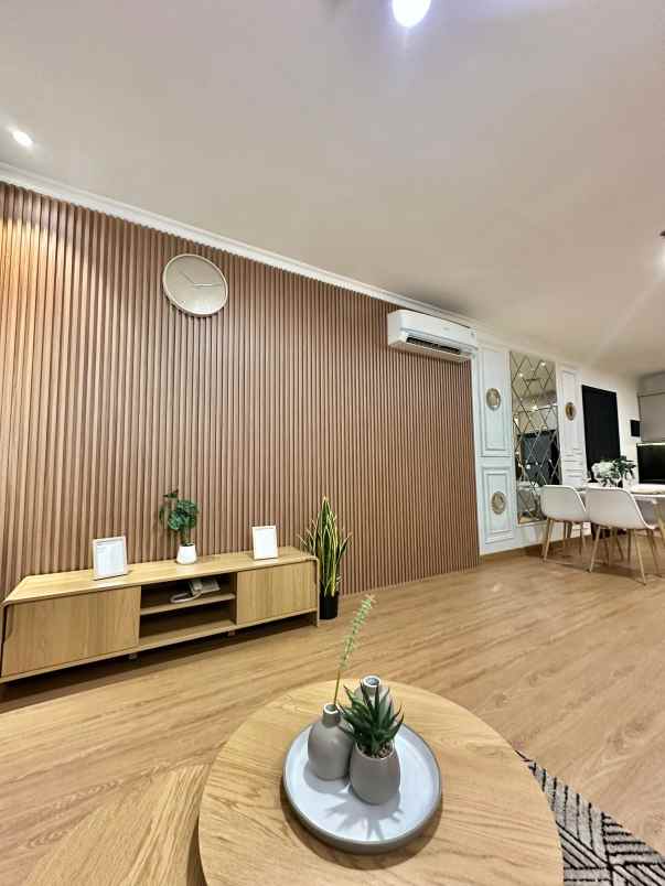 dijual apartemen apartemen permata senayan