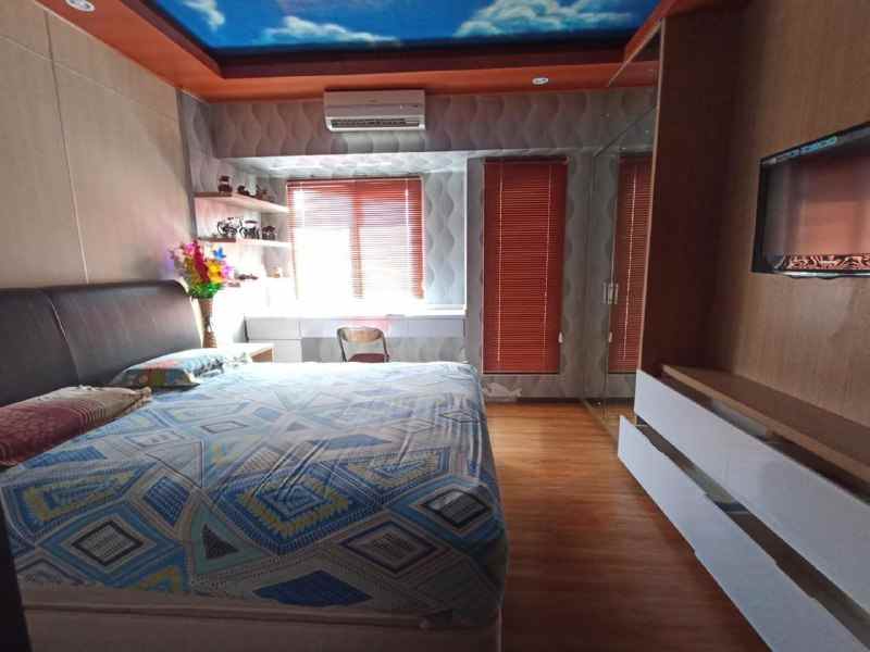 dijual apartemen apartemen uc