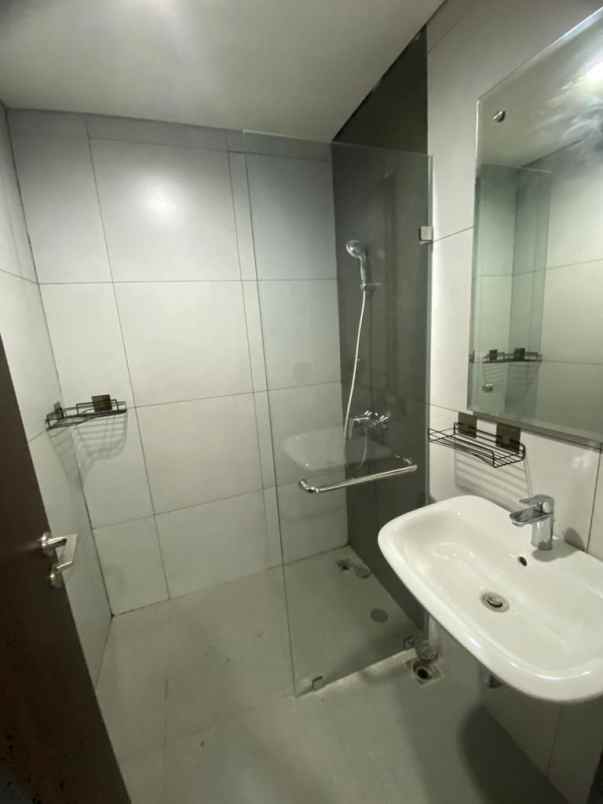 dijual apartemen jl hm joyo martono