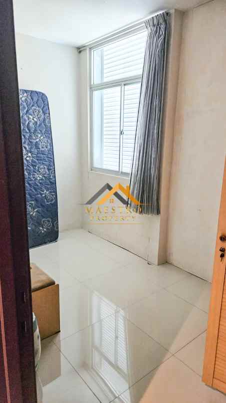 dijual apartemen royal residence apartemen