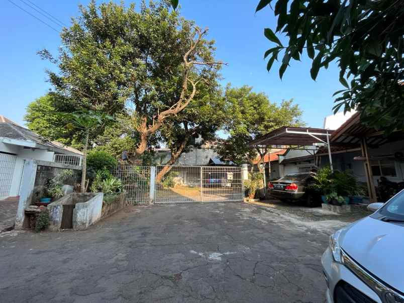 dijual cepat 3 rumah di kebayoran