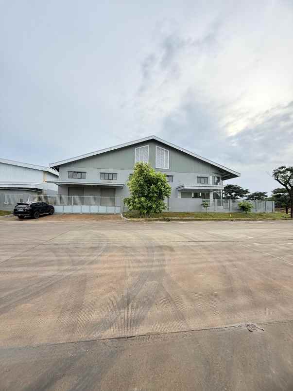 dijual cepat gudang baru delta silicon lippo cikarang