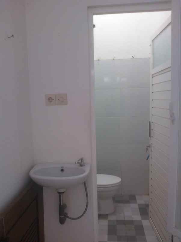 dijual cepat rumah 1 lantai dekat terminal arjosari