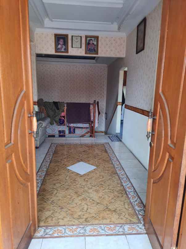 dijual cepat rumah 2 lantai di cilodong depok