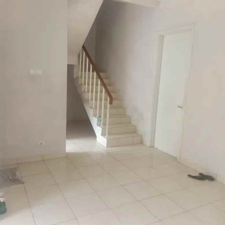 dijual cepat rumah bu asri di serpong jaya