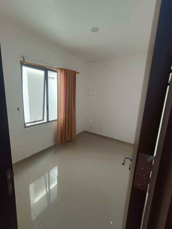 dijual cepat rumah cluster fortune graha raya