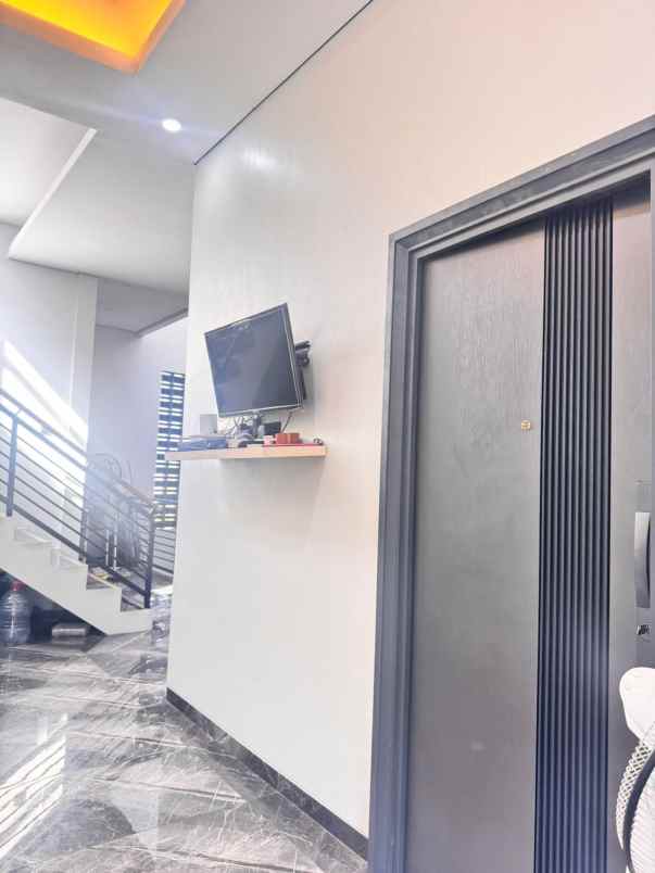 dijual cepat rumah di sendangmulyo tembalang semarang