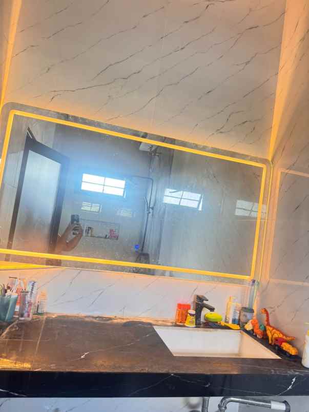 dijual cepat rumah di sendangmulyo tembalang semarang