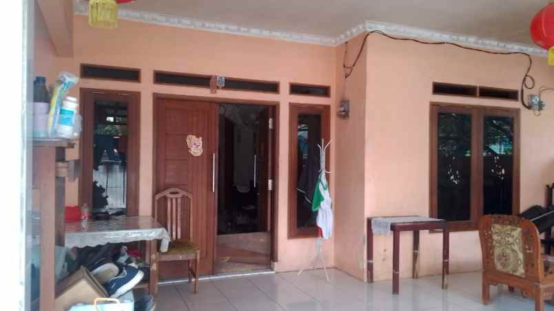 dijual cepat rumah seken siap huni