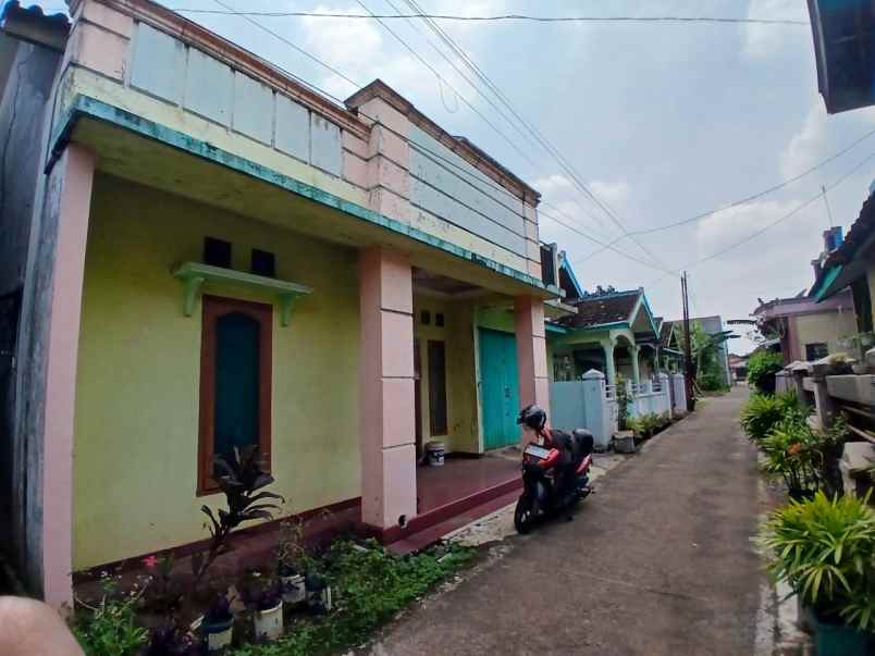 dijual disewakan rumah strategis