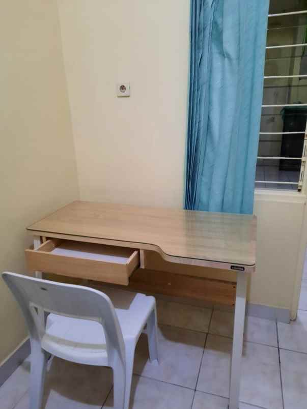 dijual kost dekat kampus atmajaya