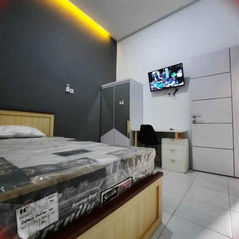 dijual kost jalan sekaran