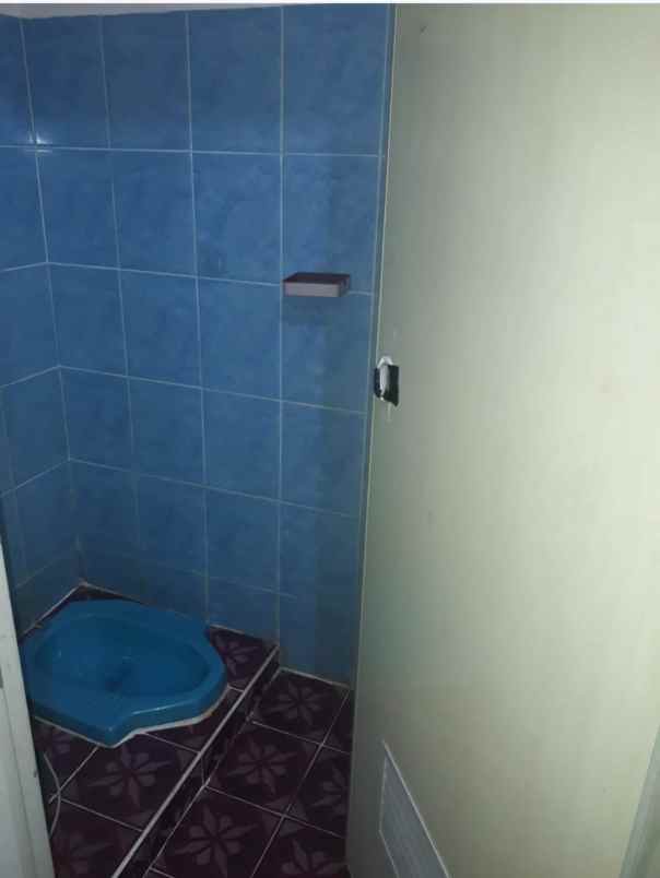 dijual kost jl nanas gang flamboyan