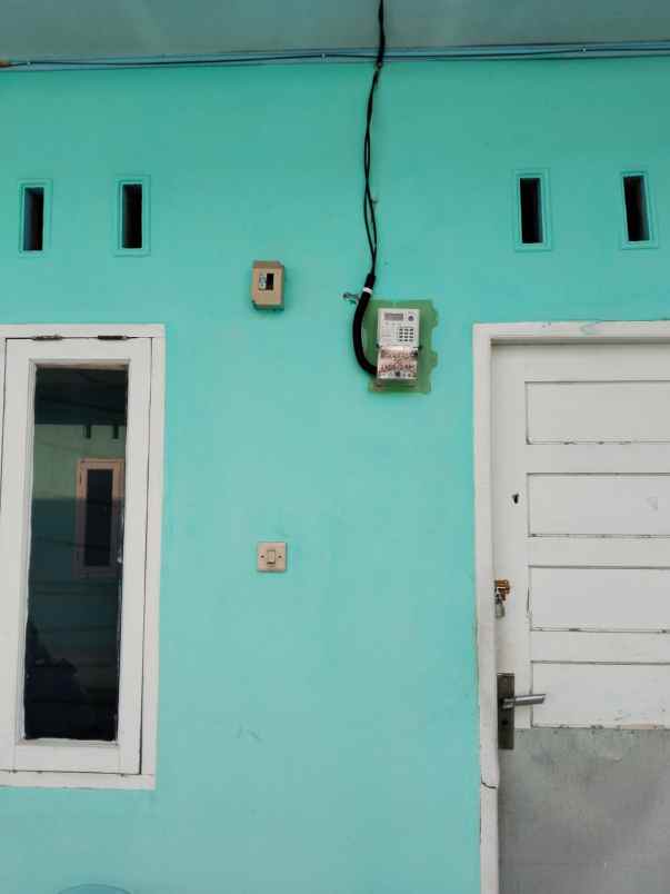 dijual kost jl pahlawan kerja