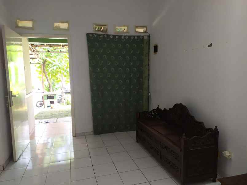 dijual kost jl raya pakuan regency