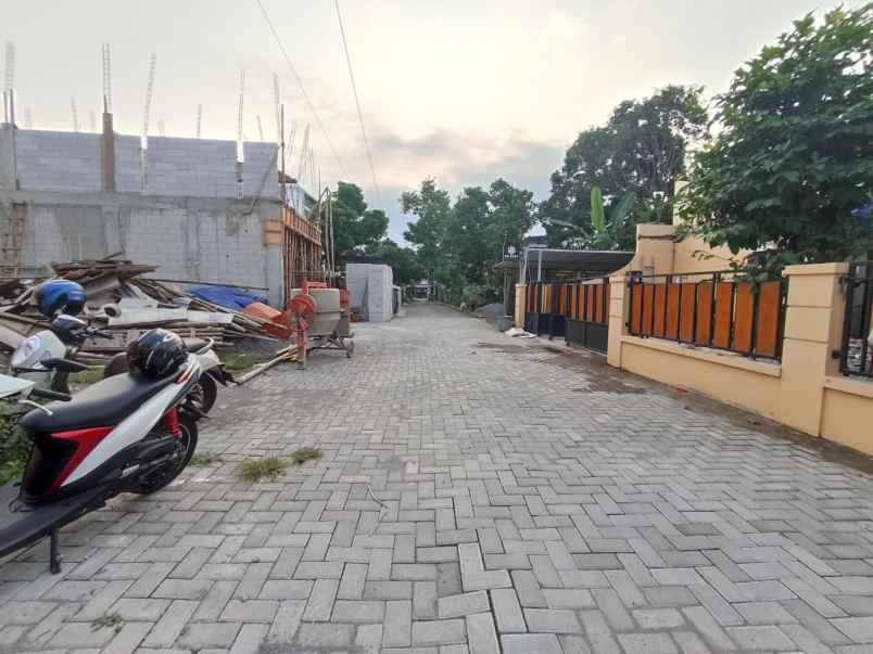 dijual kost kaliurang km 14