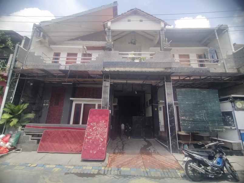 dijual kost ketintang