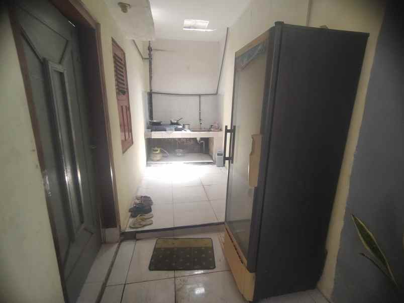 dijual kost ketintang