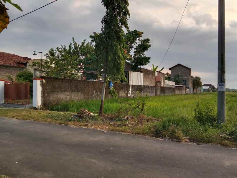 dijual murah tanah area gerbang toll jogonalan klaten