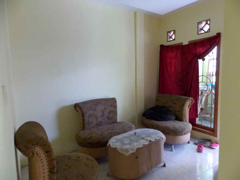 dijual ngebut rumah selangkah ke borma permata cimahi