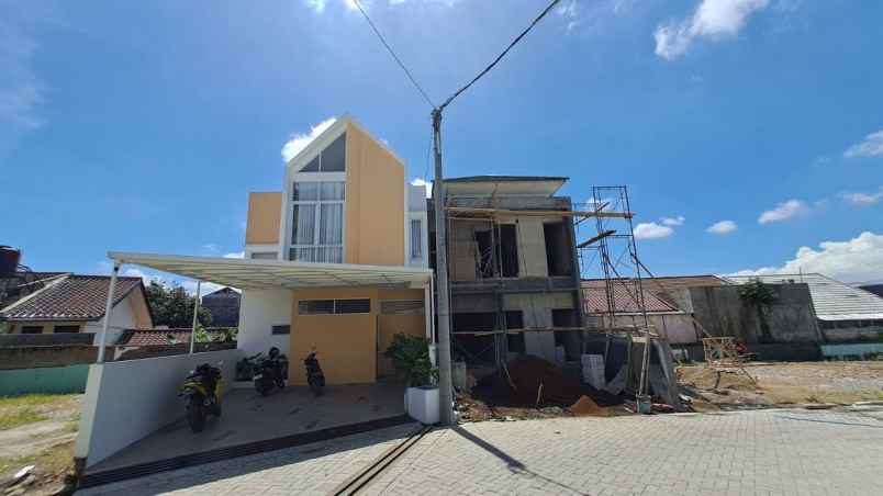 dijual perumahan eksklusif di kota bandung