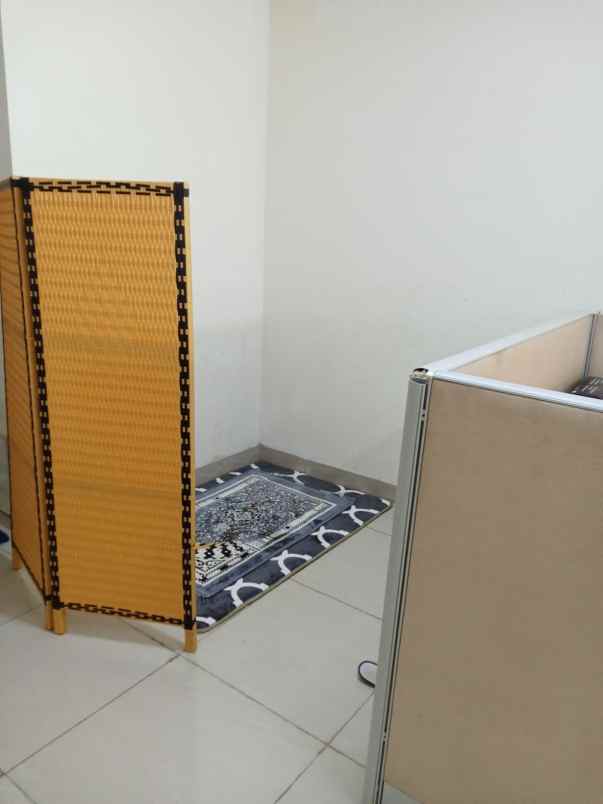 dijual ruko 3 lantai di daerah cinere