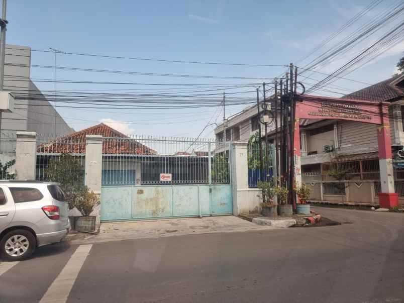 dijual ruko gudang kantor jalan raya pulasaren