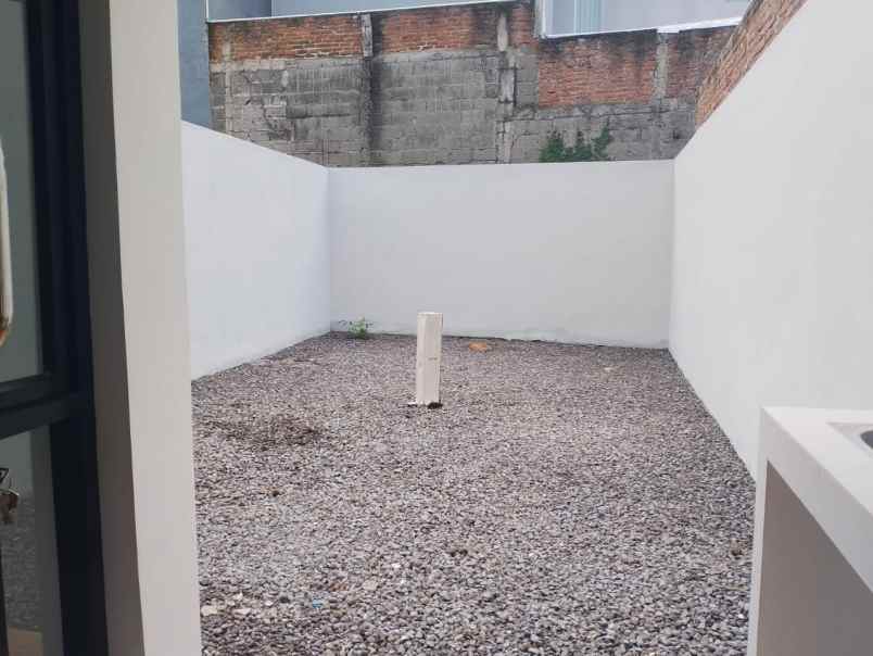 dijual ruko gudang kantor jalan raya villa bandung indah