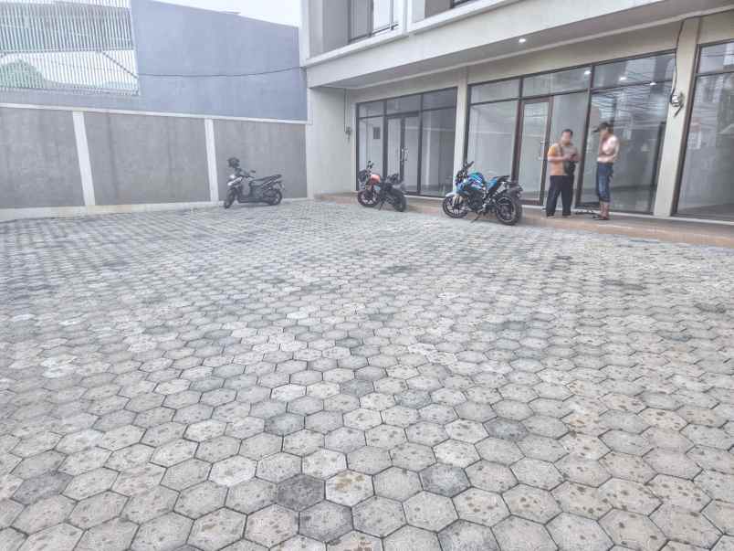 dijual ruko gudang kantor jatinegara rawa bunga