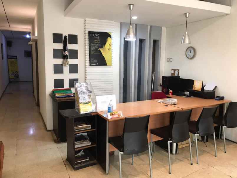 dijual ruko gudang kantor jl cikini raya menteng