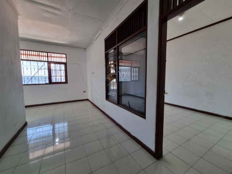 dijual ruko gudang kantor jl raya dr ciptomangunkusumo