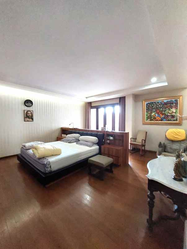 dijual ruko gudang kantor jl ring road utara