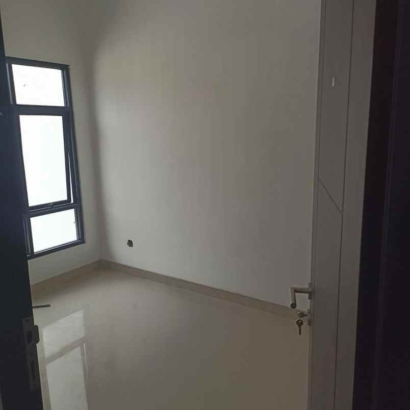 dijual ruko gudang kantor jl sunan ampel iii